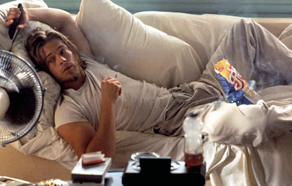 Bradd Pitt como un stoner en True Romance